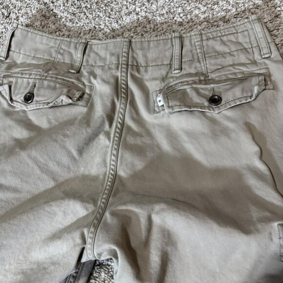 Levi's Cargo Shorts Mens 29 Khaki Multi Pocket Button Flap Casual PC9 12463-0022 - Picture 6 of 10